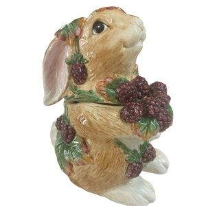 Fitz & Floyd Bunny with Blackberries 2002 discontinued